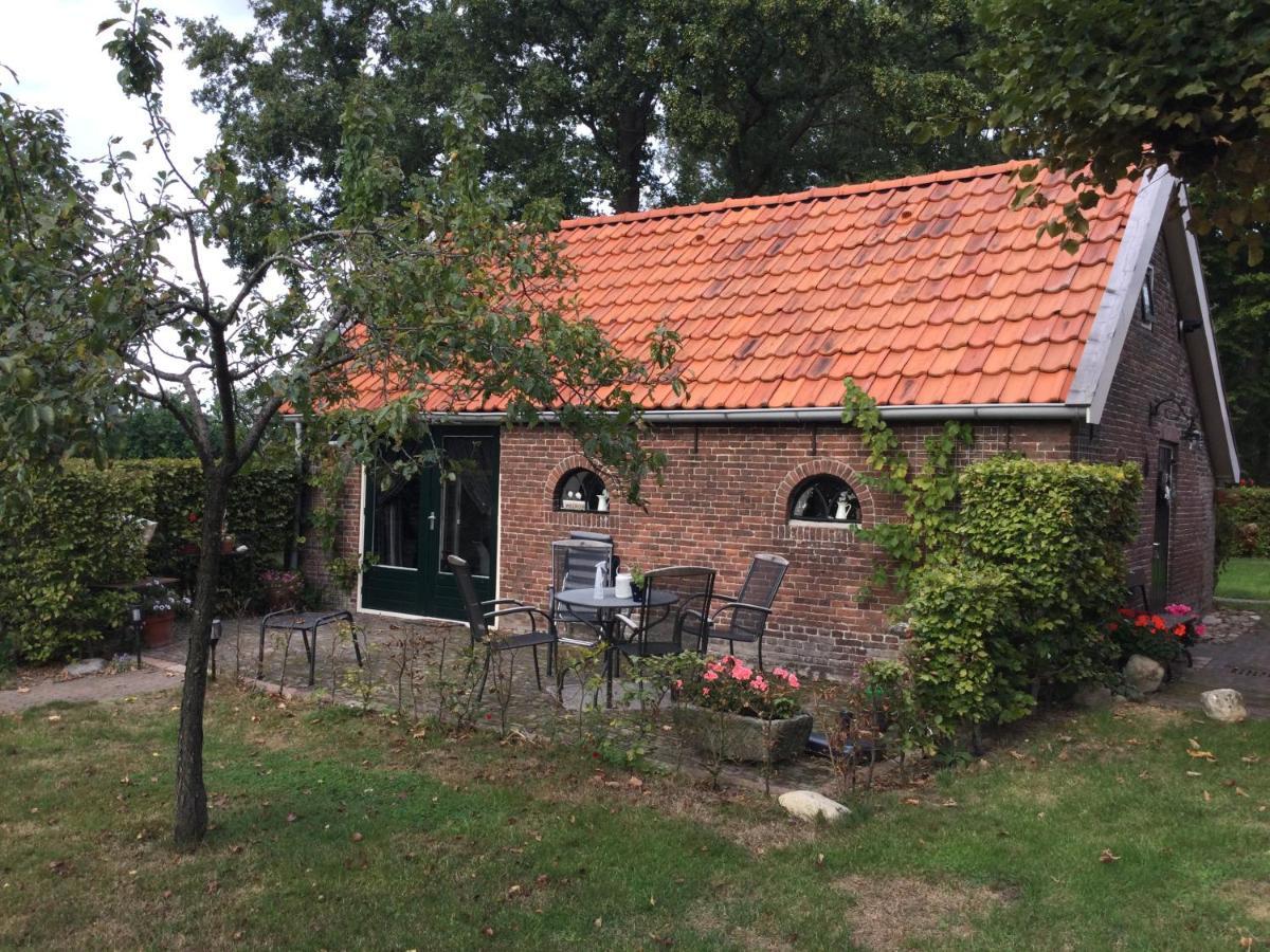 Veeningen Landelijk Gelegen Huisje Op Erf מראה חיצוני תמונה